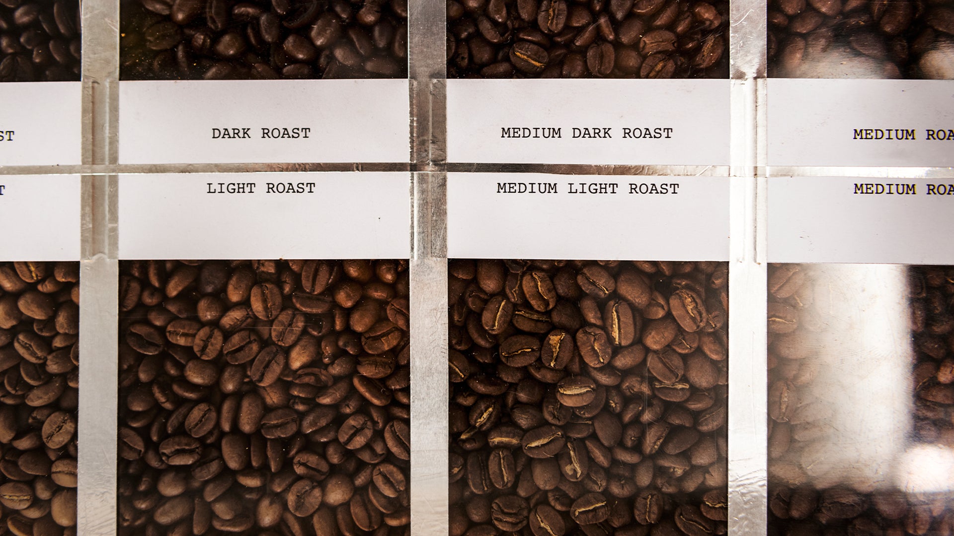 Forskellige typer ristningsgrad af kaffebønner